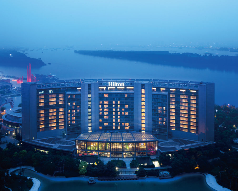 Hilton Nanjing Riverside Exterior foto